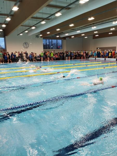 Lietuvos vaikų plaukimo čempionate pagerinti du Lietuvos rekordai.